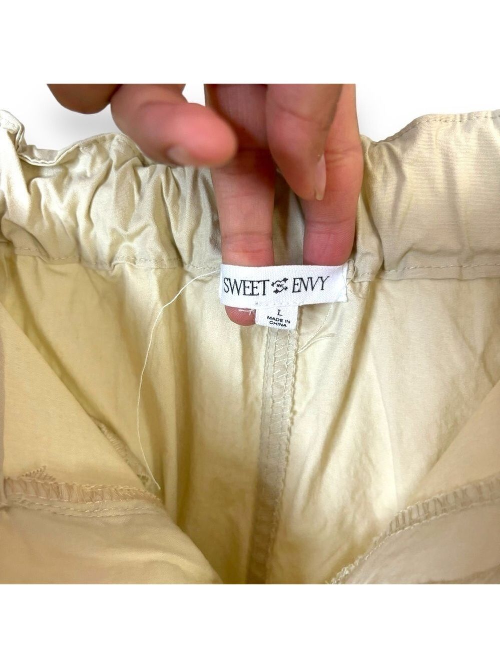 NWT Sweet Envy Beige Lightweight Pleated Joggers - Large - Picture 8 of 10